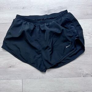 COPY - Nike Women's Tempo Dry Core 3'' Running Shorts in Black & Black - Size XL